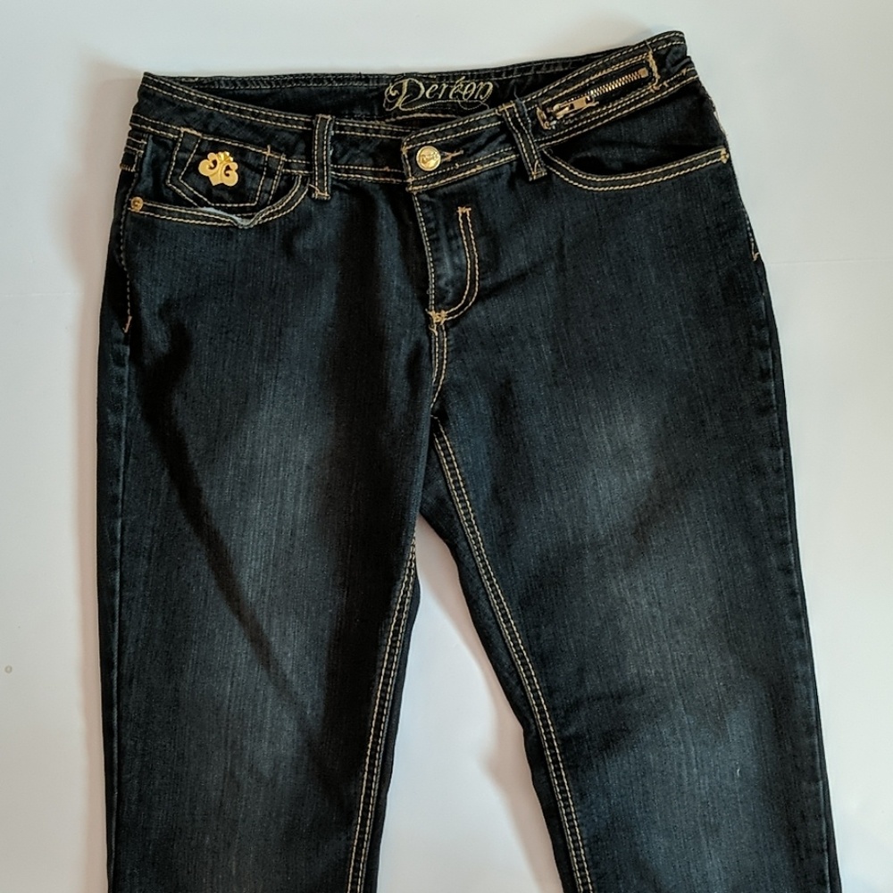 Dereon 9/10 EUC Zippered Decorative Pockets